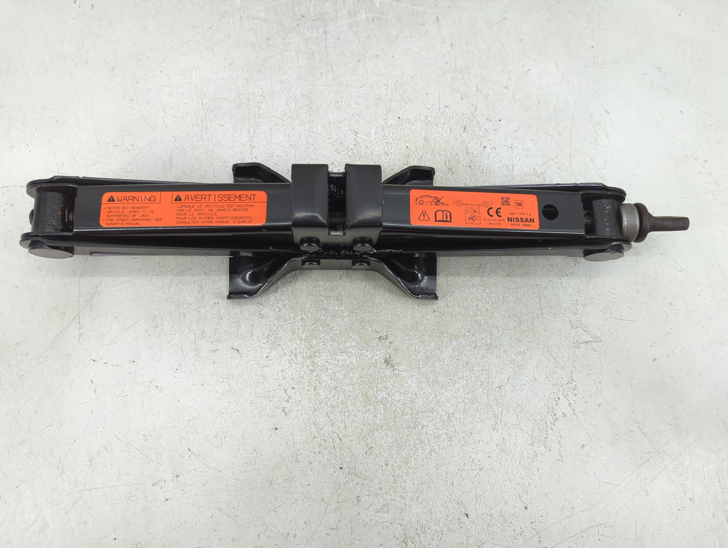 2012 Volkswagen Cc Spare Scissor Car Jack - Oemusedautoparts1.com