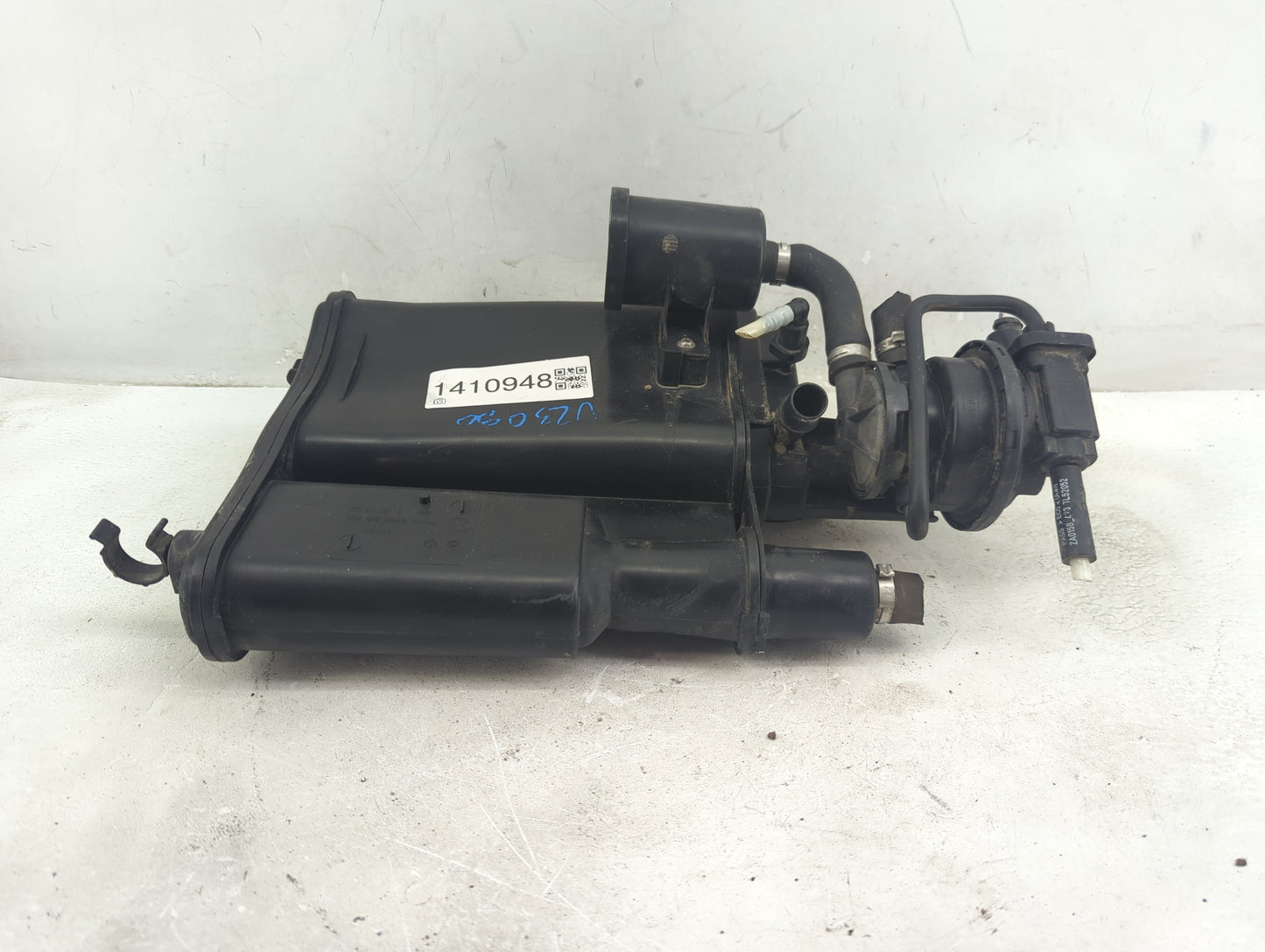 2012 Volkswagen Cc Fuel Vapor Charcoal Canister - Oemusedautoparts1.com