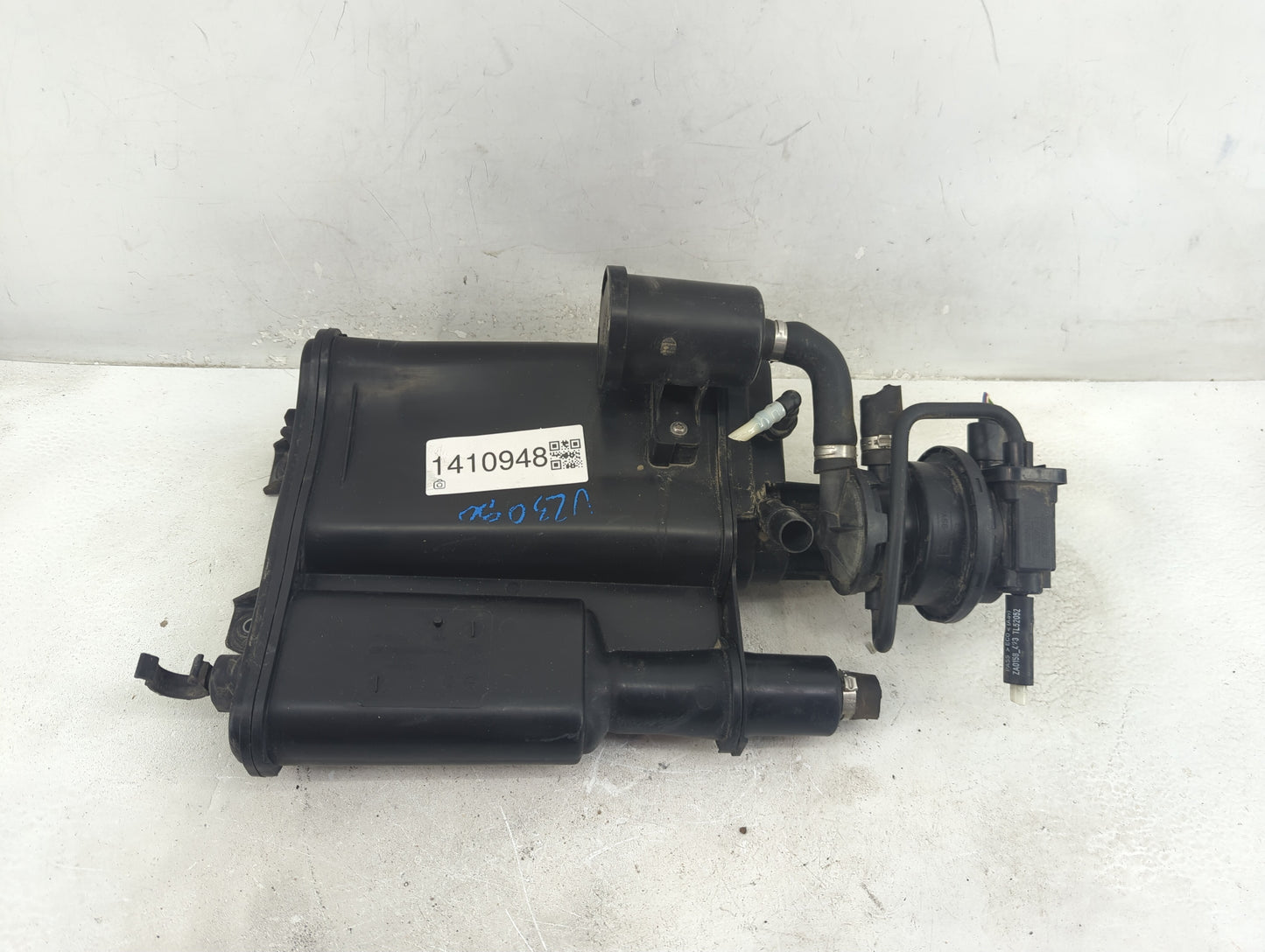 2012 Volkswagen Cc Fuel Vapor Charcoal Canister - Oemusedautoparts1.com