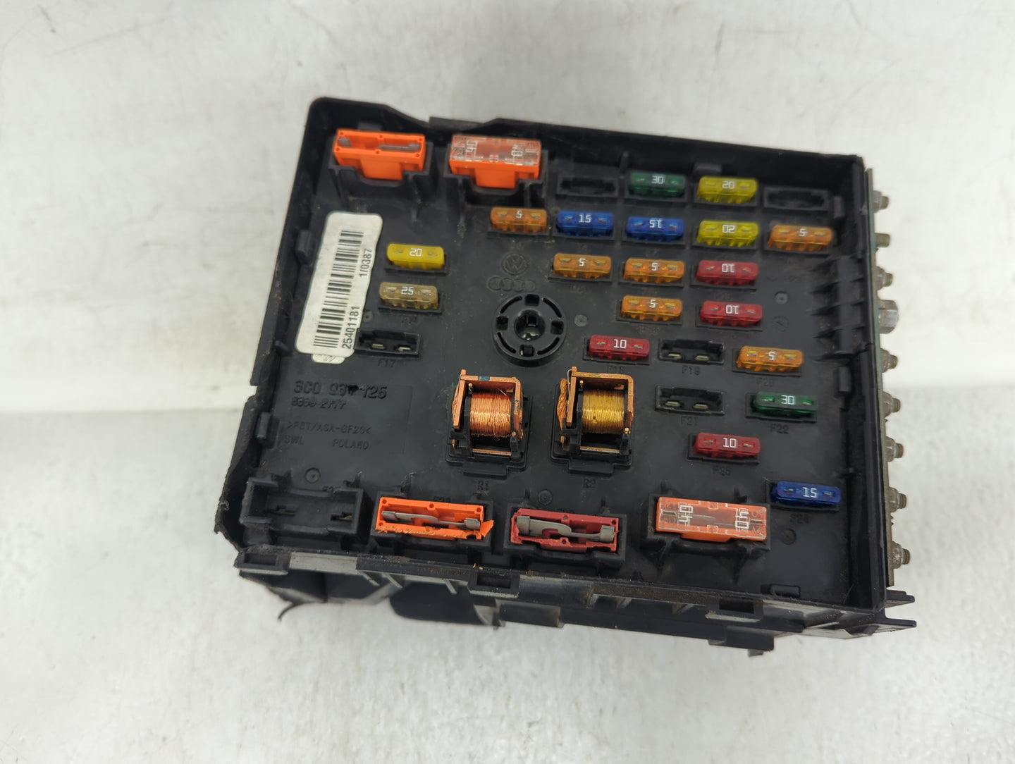 2009-2012 Volkswagen Cc Fusebox Fuse Box Panel Relay Module P/N:3C0 987 125 Fits Fits 2009 2010 2011 2012 OEM Used Auto Part