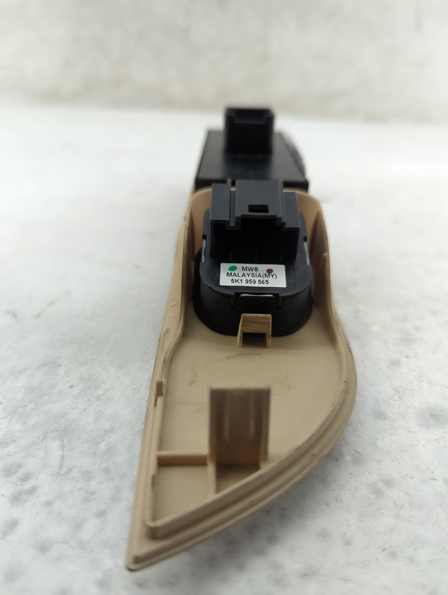 2009-2017 Volkswagen Cc Master Power Window Switch Replacement Driver Side Left P/N:5K1959565 Fits OEM Used Auto Parts - Oem