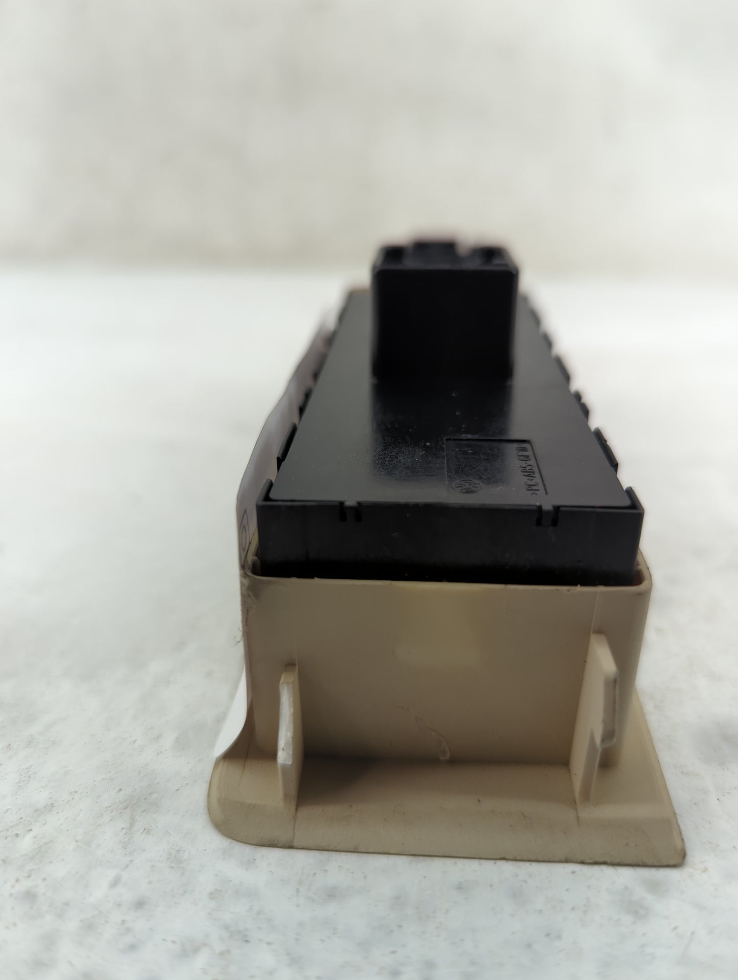 2009-2017 Volkswagen Cc Master Power Window Switch Replacement Driver Side Left P/N:5K1959565 Fits OEM Used Auto Parts - Oem