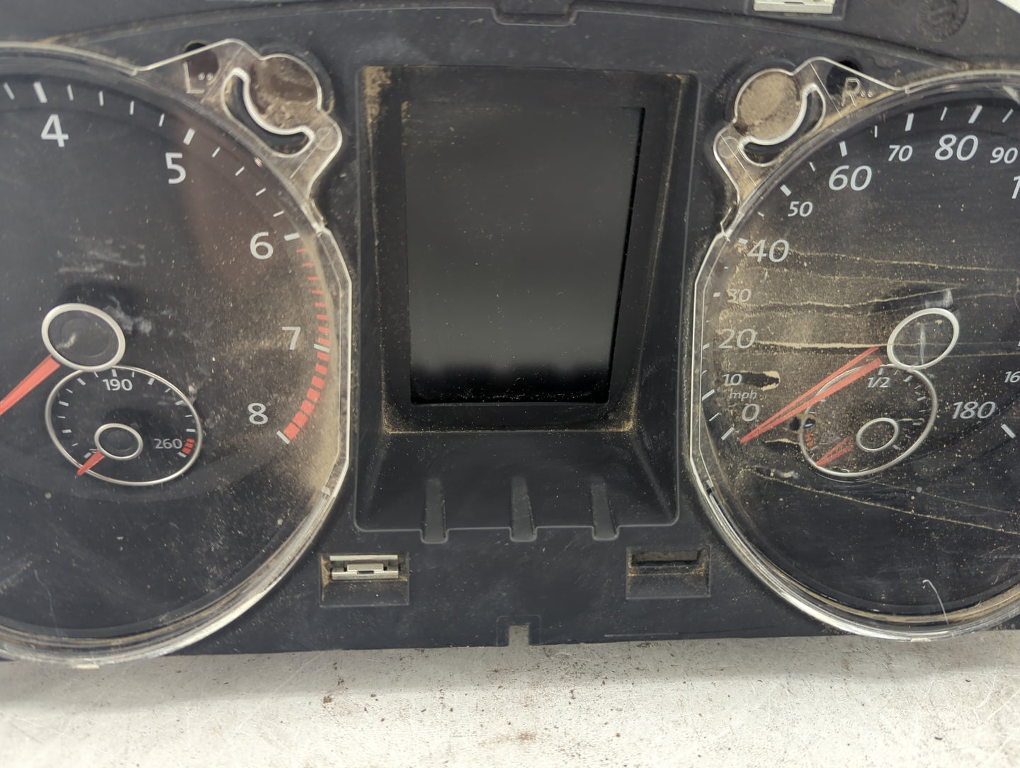 2011 Volkswagen Cc Instrument Cluster Speedometer Gauges P/N:3C8920970Q A2C53410410, A2C53029628 Fits OEM Used Auto Parts - 