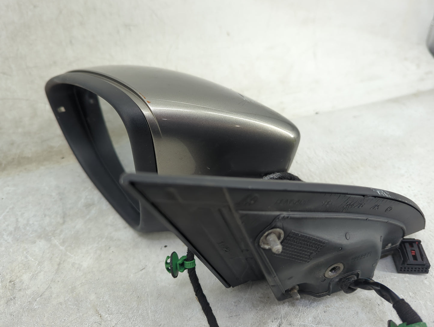 2009-2012 Volkswagen Cc Driver Side View Mirror - Left Door Mirror OEM Used - Oemusedautoparts1.com