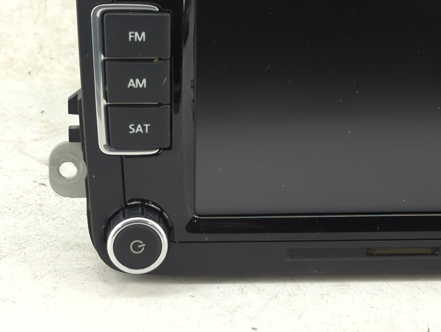 2012-2015 Volkswagen Cc Radio AM FM Cd Player Receiver Replacement P/N:1K0035180AD 1K0 035 180 AD Fits OEM Used Auto Parts -