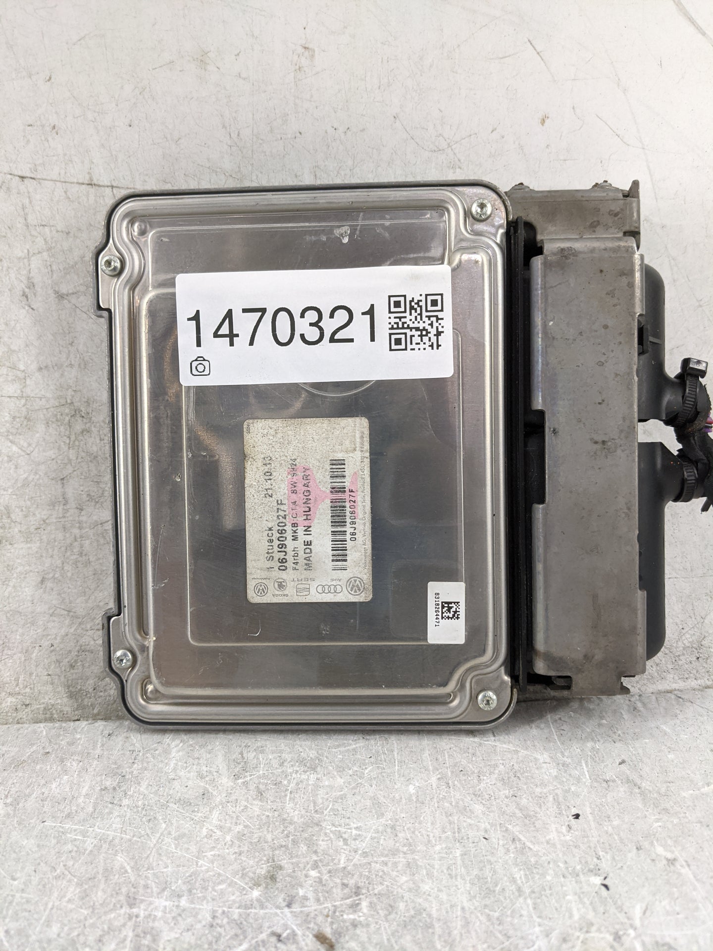 2012 Volkswagen Cc PCM Engine Control Computer ECU ECM PCU OEM P/N:06J906027F 06J907309B, 0261S06014 Fits OEM Used Auto Part