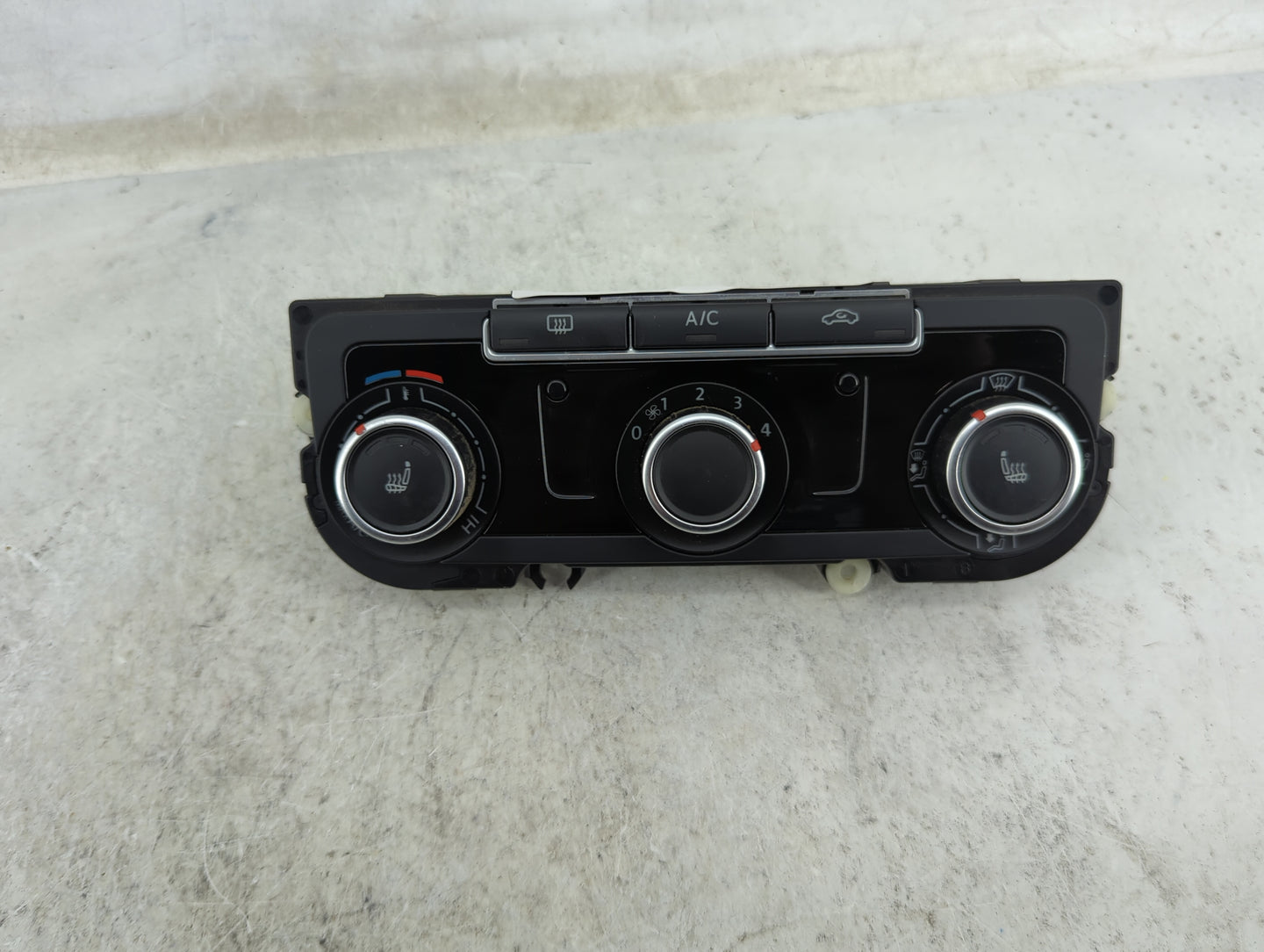 2011-2012 Volkswagen Cc Climate Control Module Temperature AC/Heater Replacement P/N:7N0907426CA 5HB011292-21 Fits OEM Used 