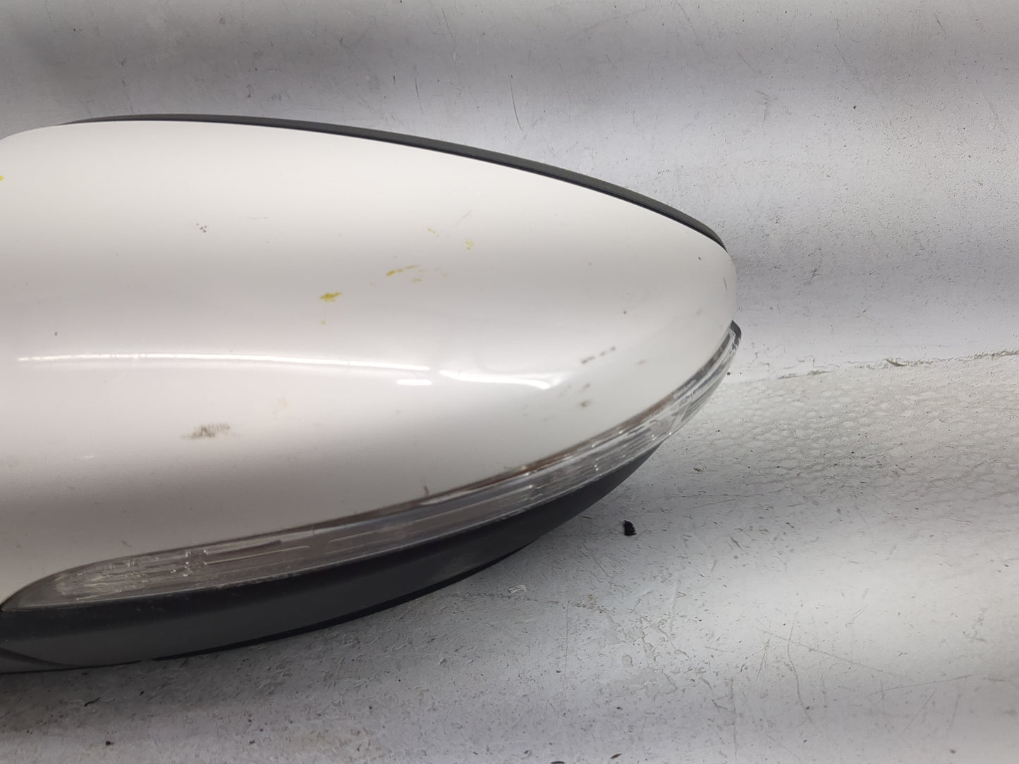 2009-2012 Volkswagen Cc Driver Side View Mirror - Left Door Mirror OEM Used - Oemusedautoparts1.com