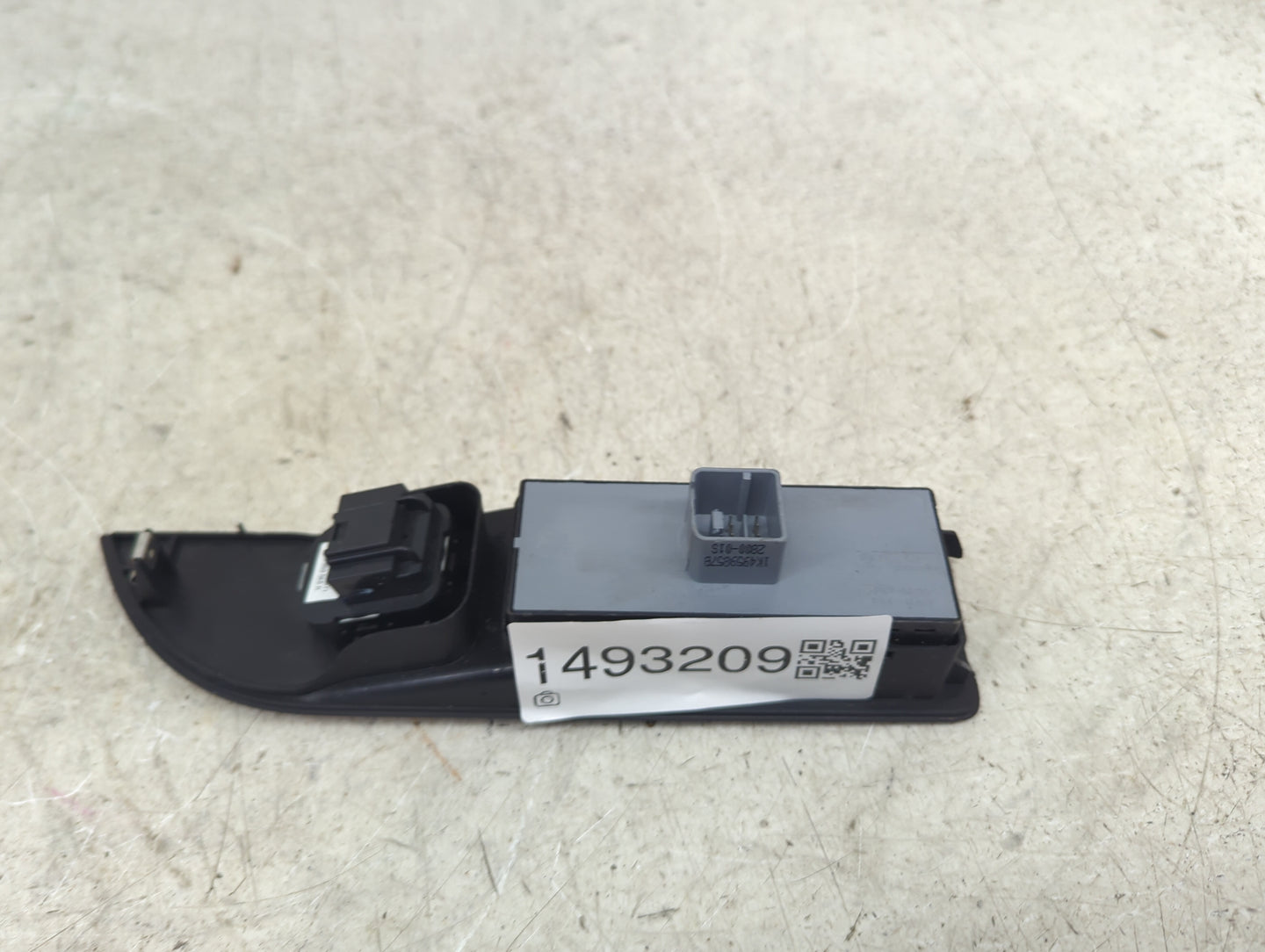 2009-2017 Volkswagen Cc Master Power Window Switch Replacement Driver Side Left P/N:1K0959565K 1K4959857B Fits OEM Used Auto