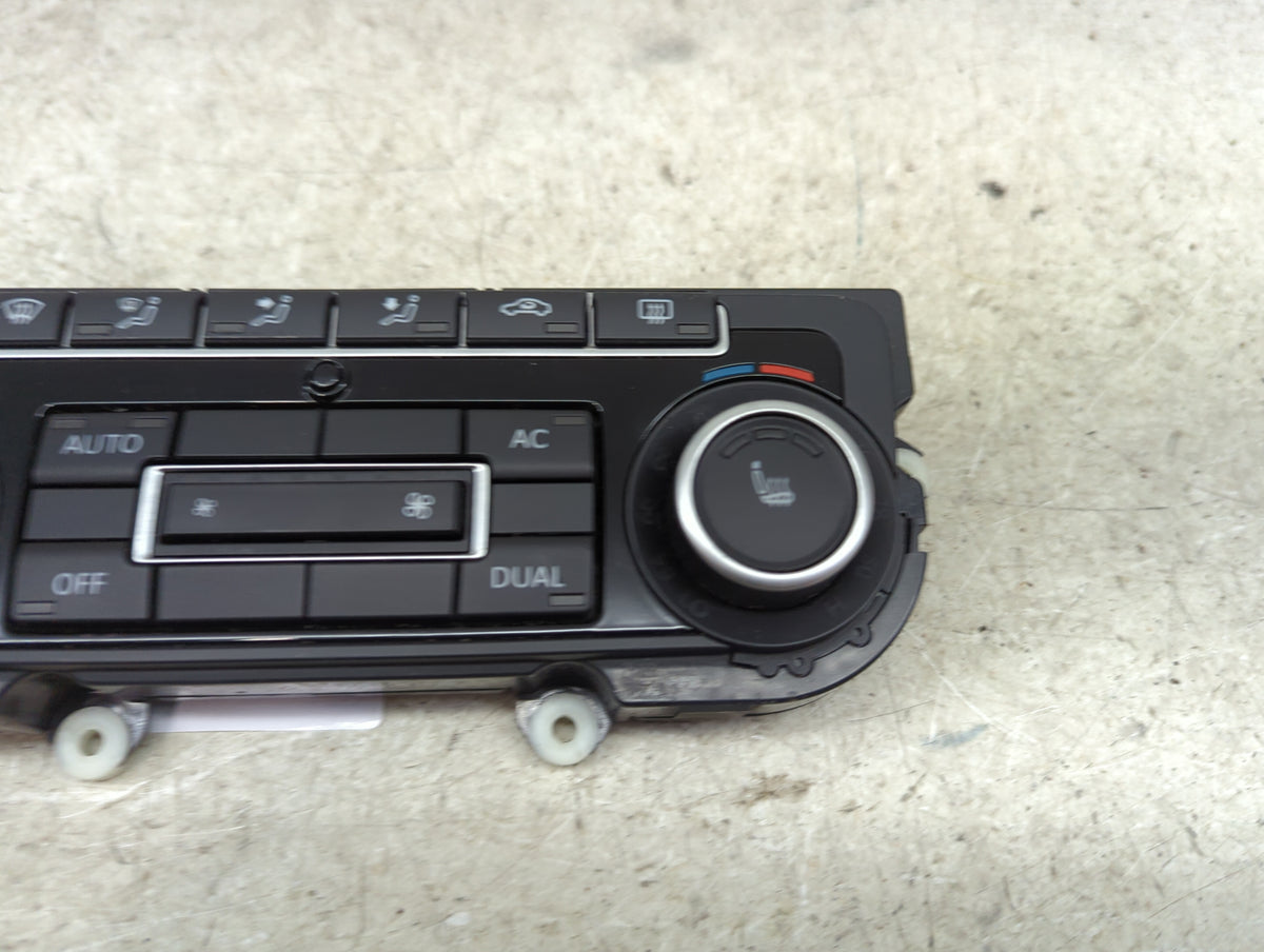 2011-2012 Volkswagen Cc Climate Control Module Temperature AC/Heater Replacement P/N:5K0907044FE 5HB00974861 Fits OEM Used A