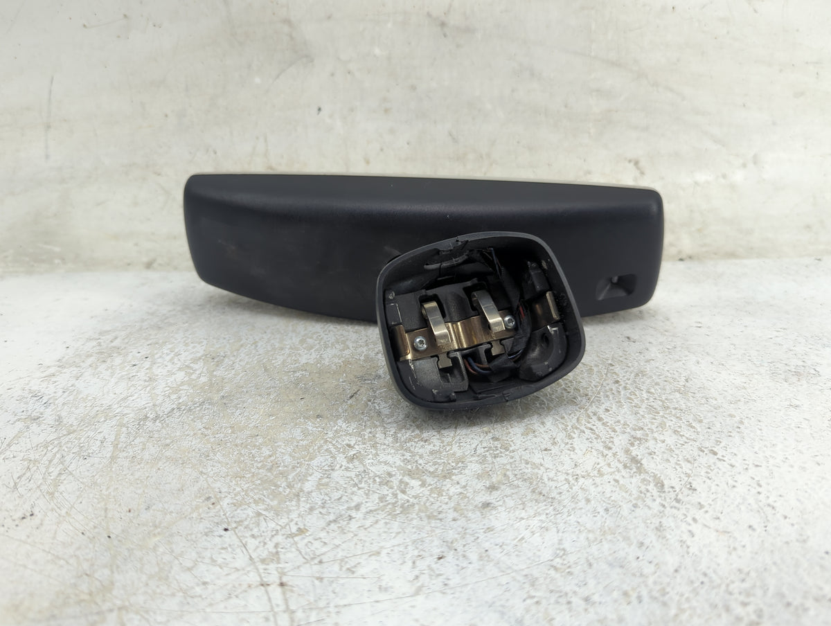 2009-2012 Volkswagen Cc Interior Rear View Mirror Replacement OEM P/N:GNTX Fits OEM Used Auto Parts - Oemusedautoparts1.com