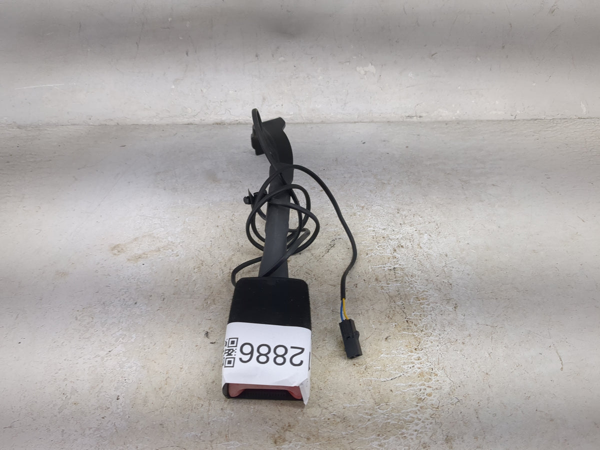 2009-2017 Volkswagen Cc Driver Seatbelt Buckle - Oemusedautoparts1.com