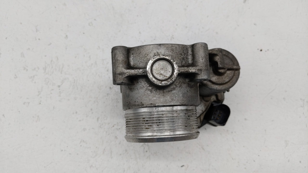 2009-2017 Volkswagen Cc Throttle Body P/N:06F 133 062 E 06F 133 062 J Fits OEM Used Auto Parts - Oemusedautoparts1.com