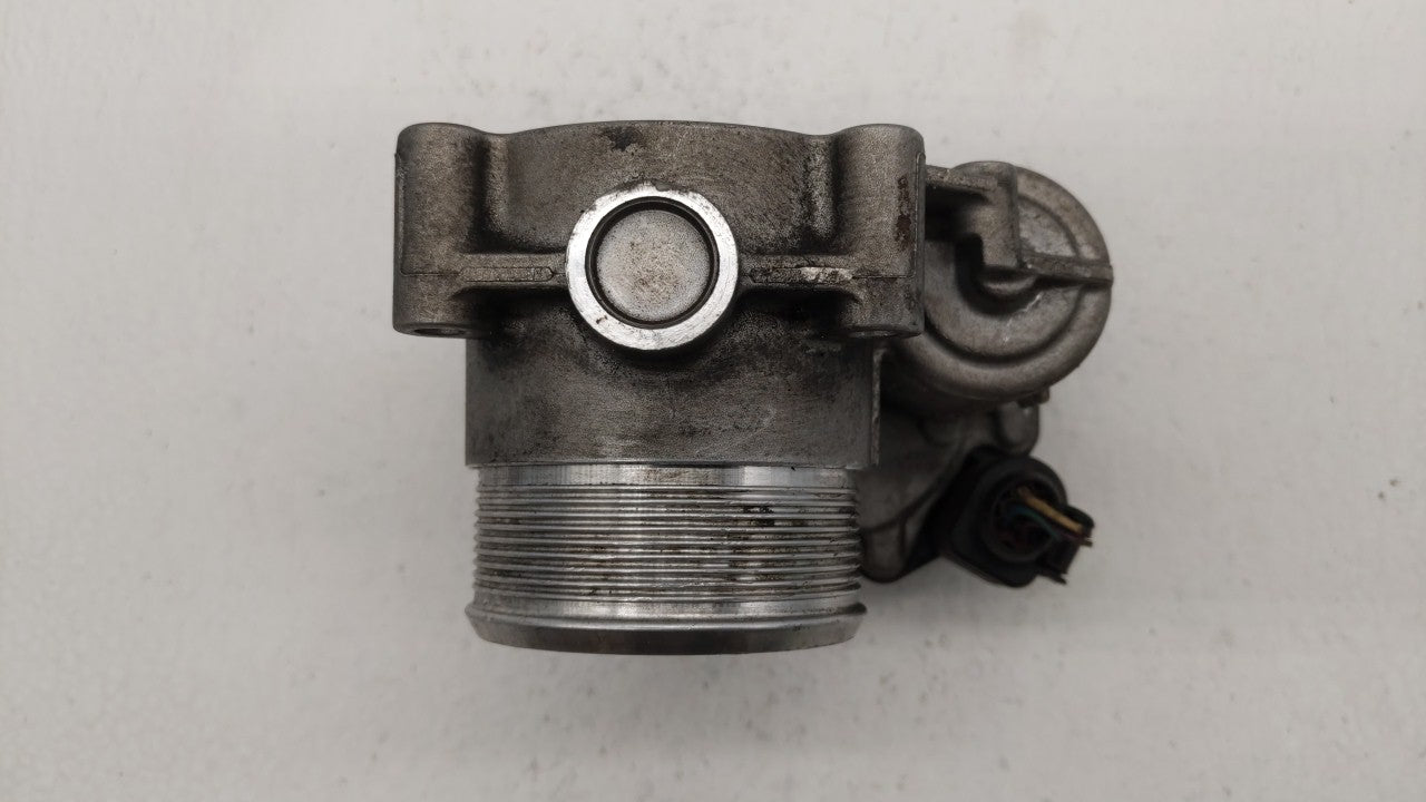 2009-2017 Volkswagen Cc Throttle Body P/N:06F 133 062 E 06F 133 062 J Fits OEM Used Auto Parts - Oemusedautoparts1.com