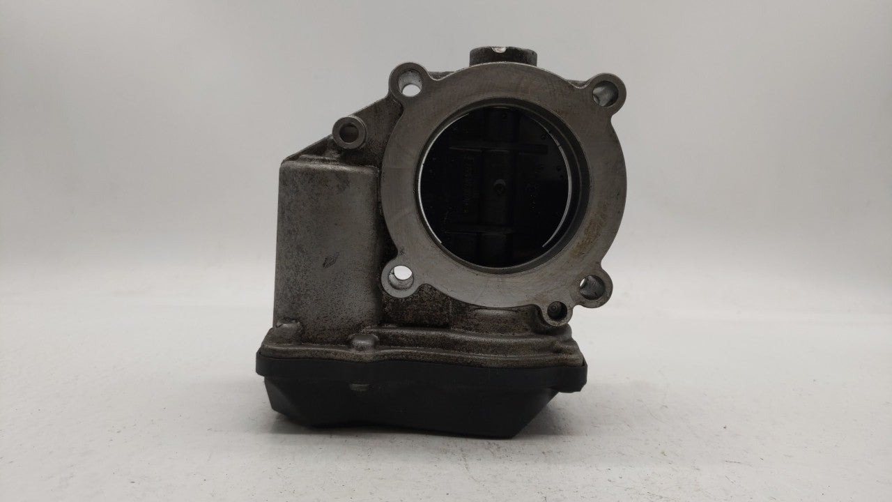 2009-2017 Volkswagen Cc Throttle Body P/N:06F 133 062 E 06F 133 062 J Fits OEM Used Auto Parts - Oemusedautoparts1.com