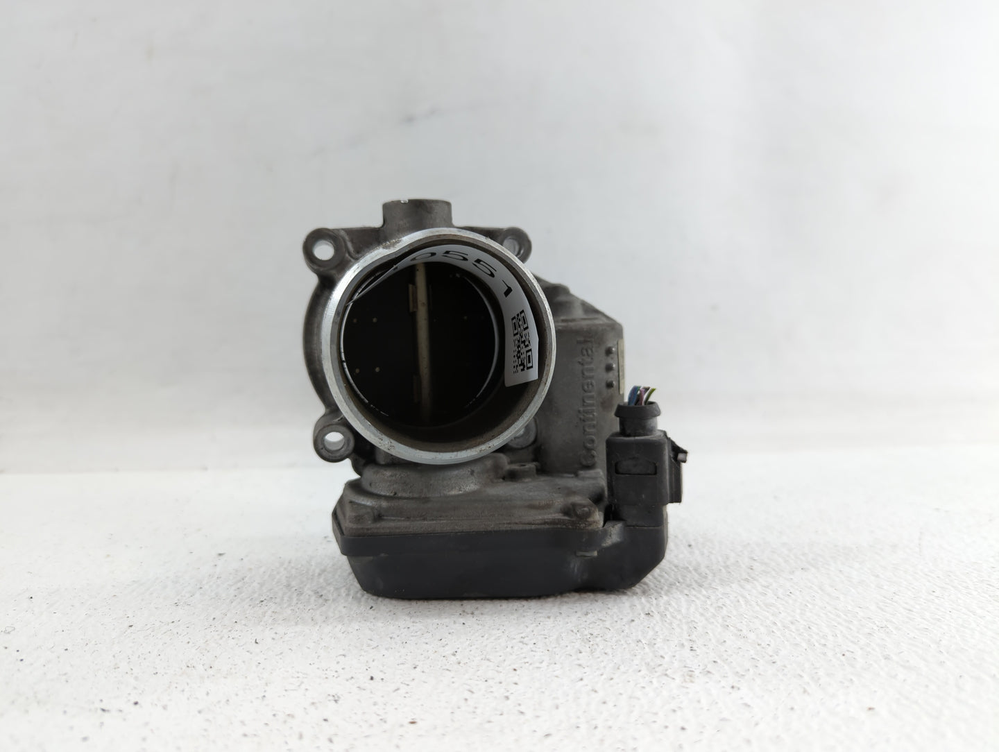 2009-2017 Volkswagen Cc Throttle Body P/N:06F 133 062 Q 06F 133 062 J Fits OEM Used Auto Parts - Oemusedautoparts1.com