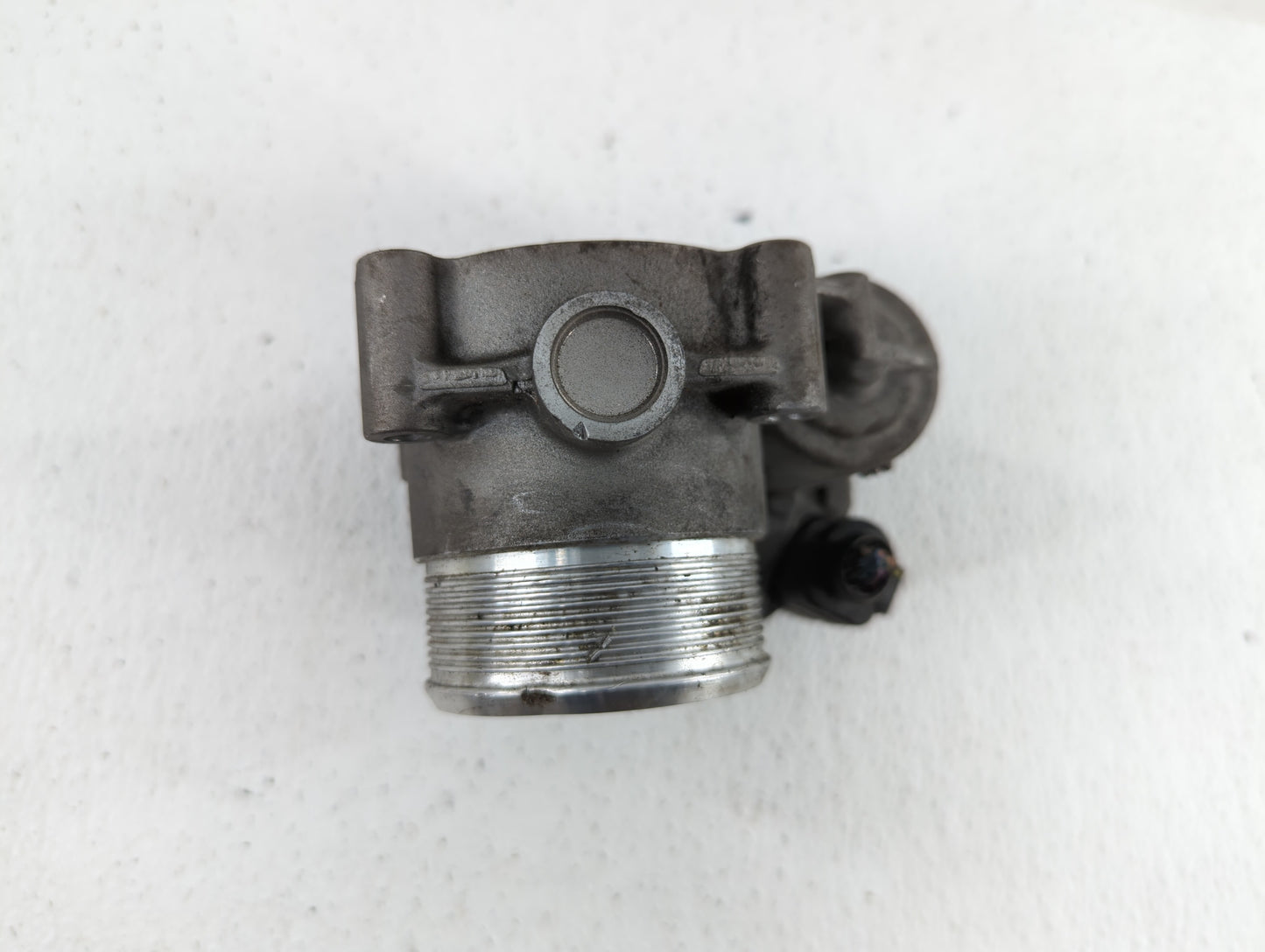 2009-2017 Volkswagen Cc Throttle Body P/N:06F 133 062 Q 06F 133 062 J Fits OEM Used Auto Parts - Oemusedautoparts1.com