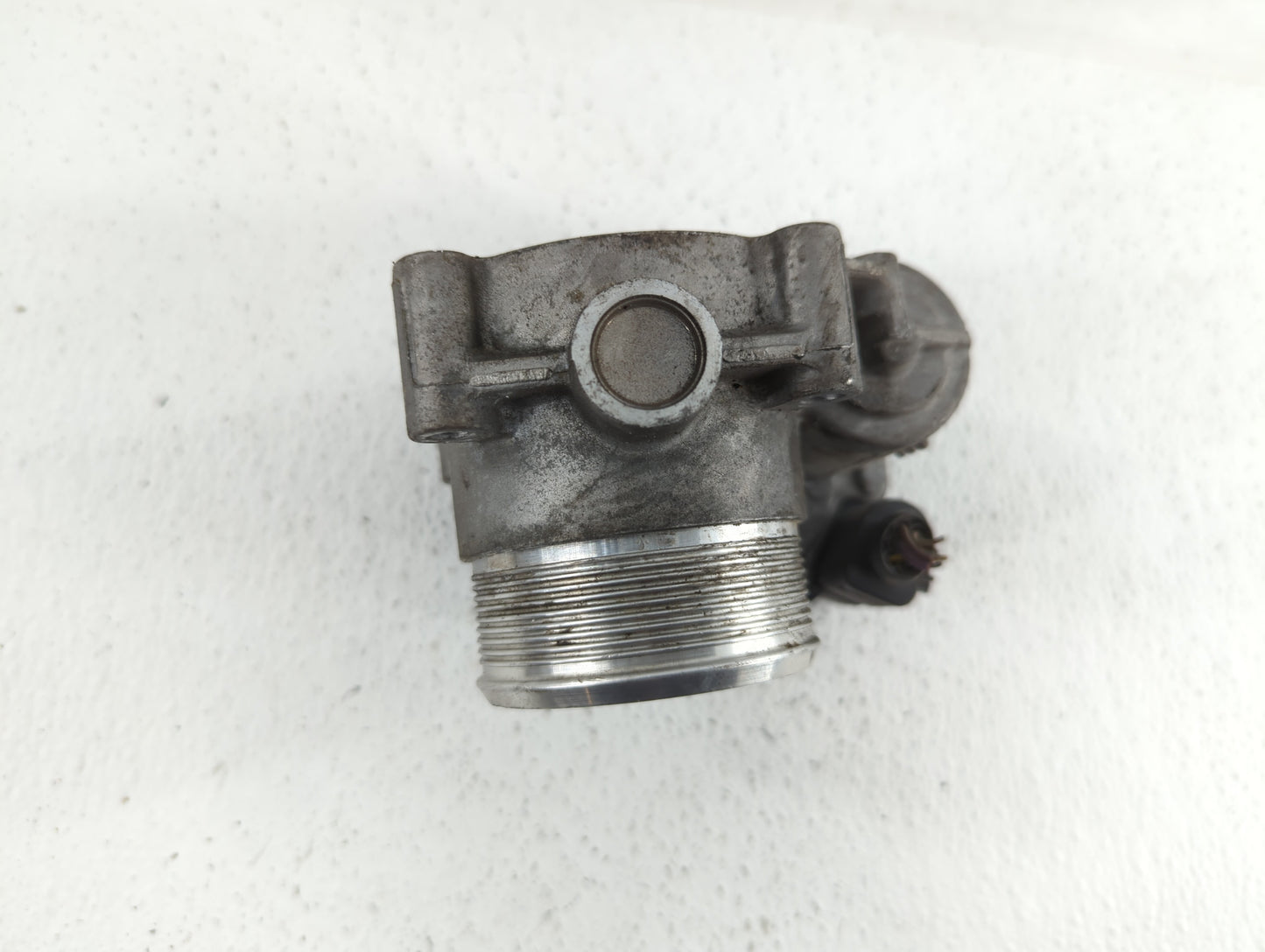 2009-2017 Volkswagen Cc Throttle Body P/N:06F 133 062 T 06F 133 062 J Fits OEM Used Auto Parts - Oemusedautoparts1.com