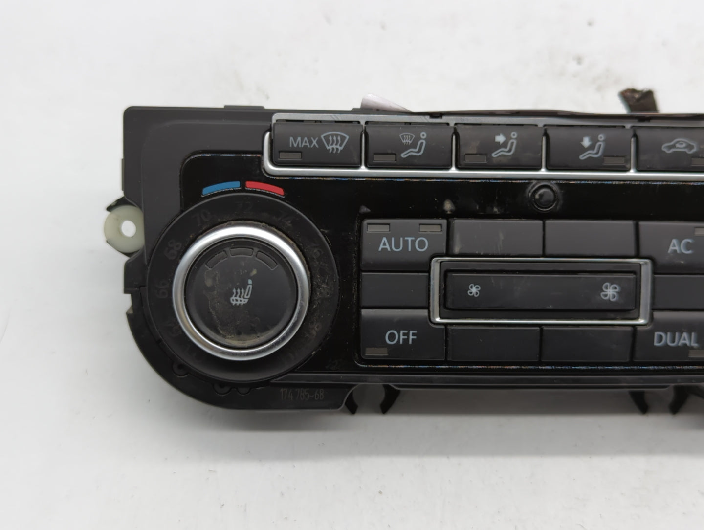 2011-2012 Volkswagen Cc Climate Control Module Temperature AC/Heater Replacement P/N:5K0 907 044 DN 5K0 907 044 EG Fits OEM 