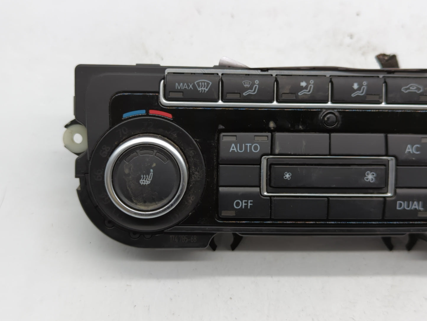 2011-2012 Volkswagen Cc Climate Control Module Temperature AC/Heater Replacement P/N:5K0 907 044 DN 5K0 907 044 EG Fits OEM 