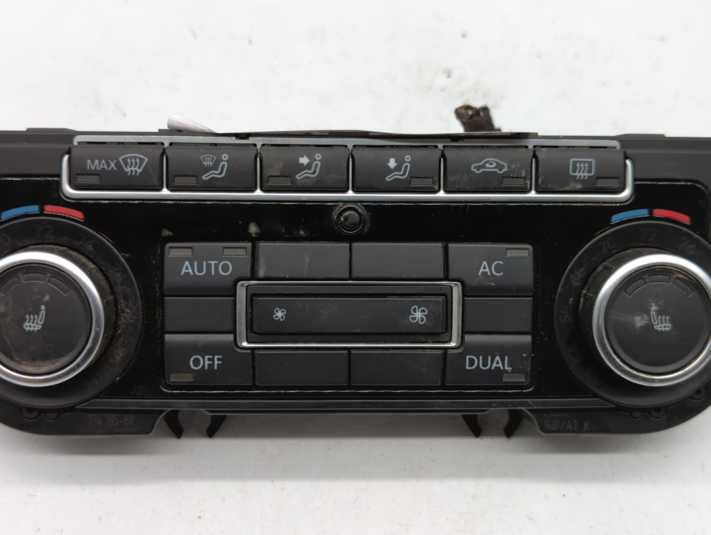 2011-2012 Volkswagen Cc Climate Control Module Temperature AC/Heater Replacement P/N:5K0 907 044 DN 5K0 907 044 EG Fits OEM 