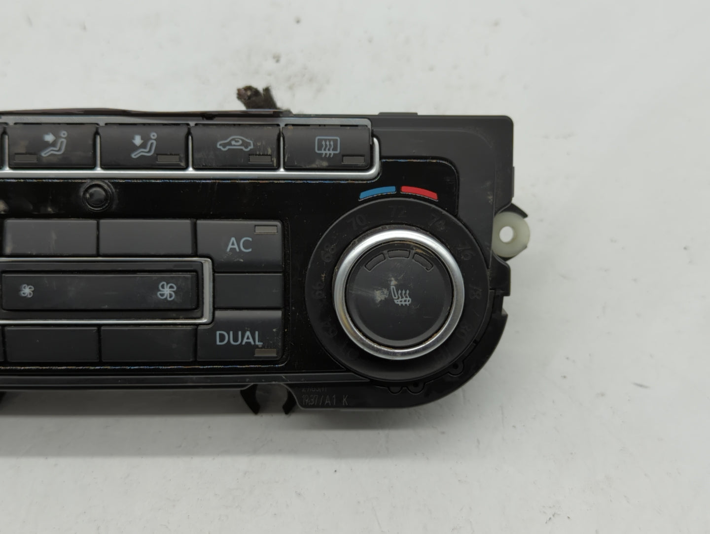 2011-2012 Volkswagen Cc Climate Control Module Temperature AC/Heater Replacement P/N:5K0 907 044 DN 5K0 907 044 EG Fits OEM 