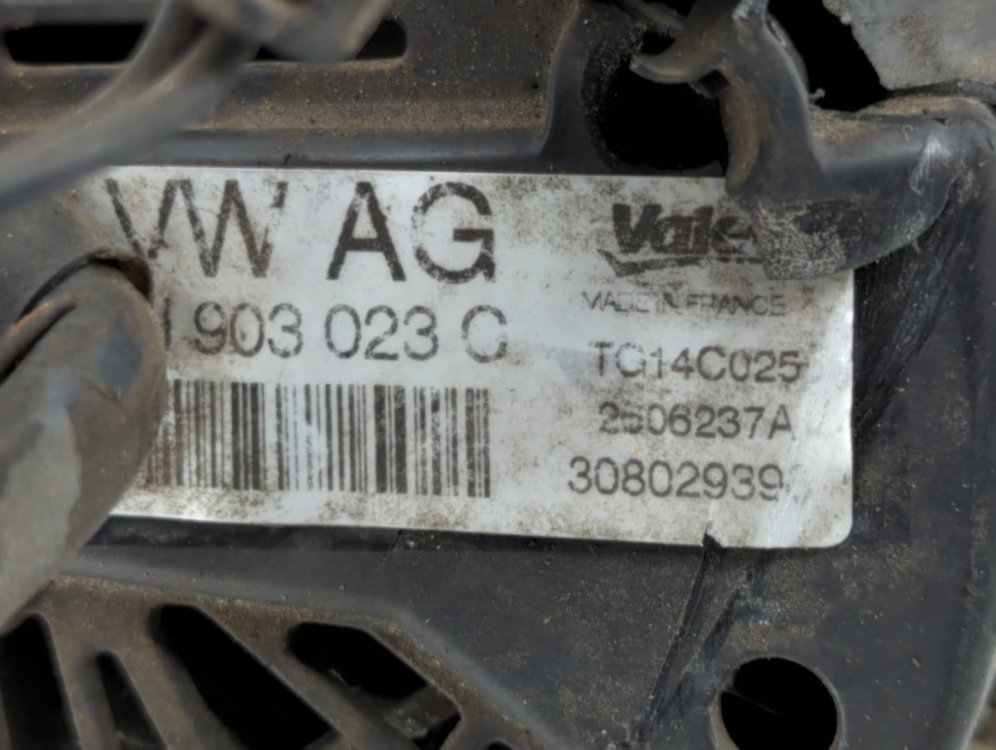 2009-2017 Volkswagen Cc Alternator Replacement Generator Charging Assembly Engine OEM P/N:06B 903 016 AB 06J 903 023 B Fits 