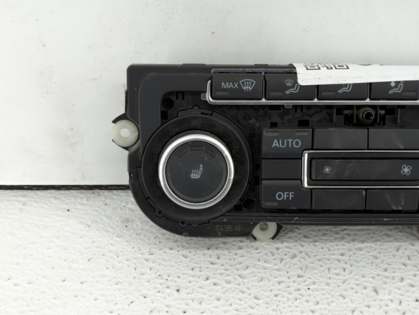 2011-2012 Volkswagen Cc Climate Control Module Temperature AC/Heater Replacement P/N:5K0 907 044 DN 5K0 907 044 EG Fits OEM 