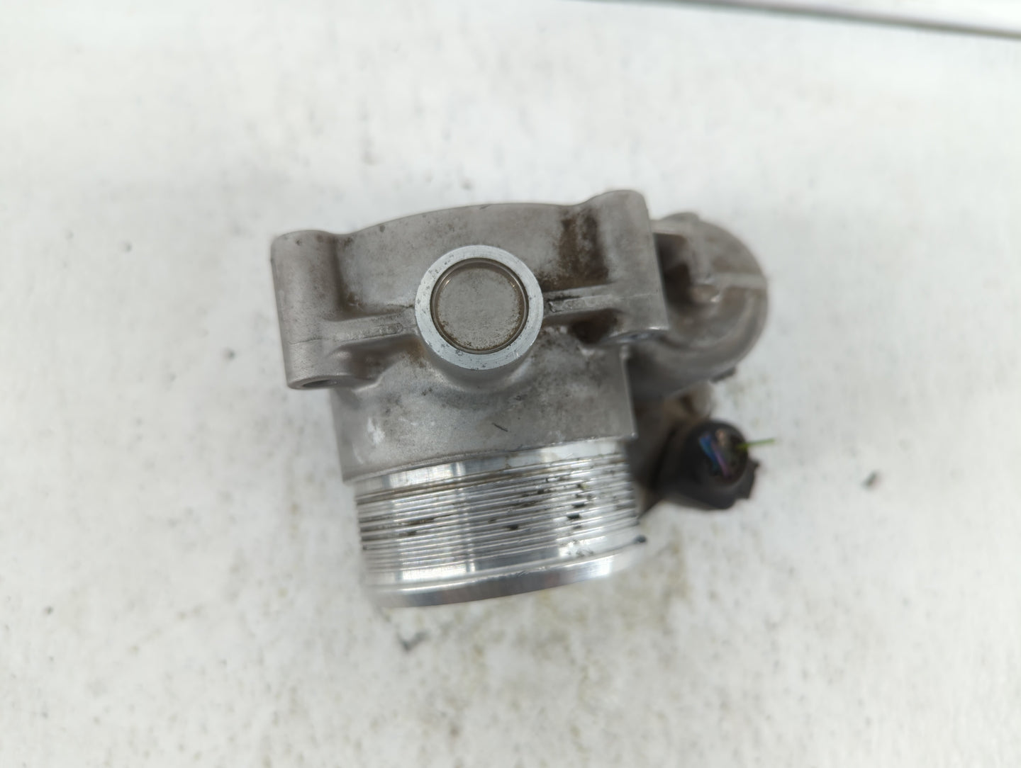 2009-2017 Volkswagen Cc Throttle Body P/N:06F 133 062 G 06F 133 062 Q Fits OEM Used Auto Parts - Oemusedautoparts1.com