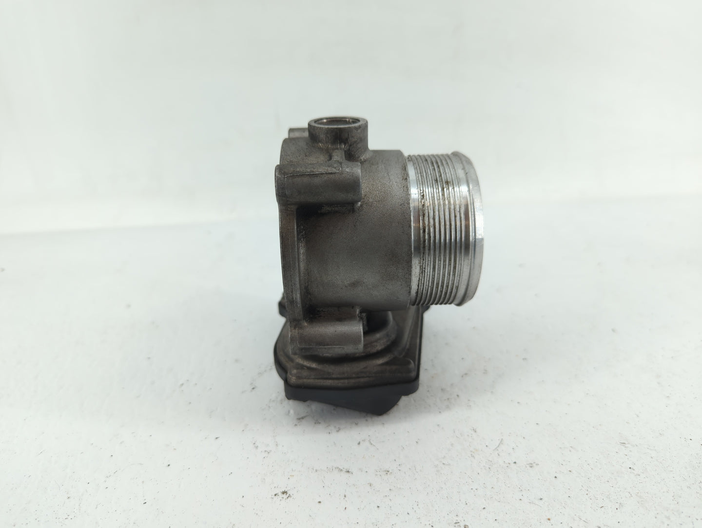 2009-2017 Volkswagen Cc Throttle Body P/N:06F 133 062 G 06F 133 062 Q Fits OEM Used Auto Parts - Oemusedautoparts1.com