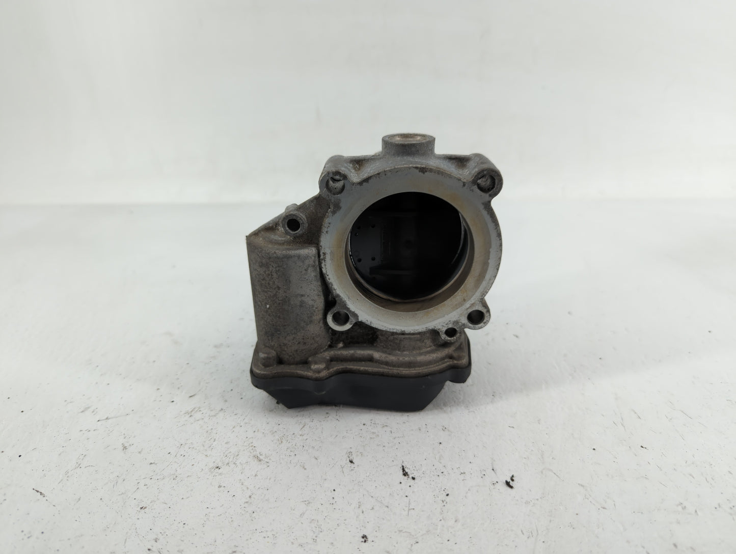 2009-2017 Volkswagen Cc Throttle Body P/N:06F 133 062 G 06F 133 062 Q Fits OEM Used Auto Parts - Oemusedautoparts1.com