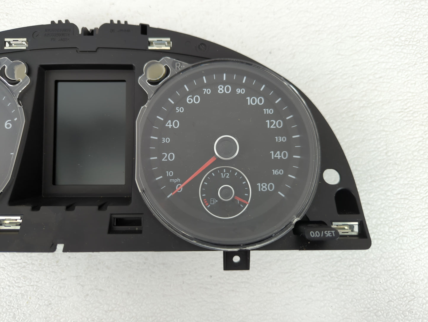 2011 Volkswagen Cc Instrument Cluster Speedometer Gauges P/N:3C8920 970 3C8920 970M, 3C8920 970T Fits OEM Used Auto Parts - 