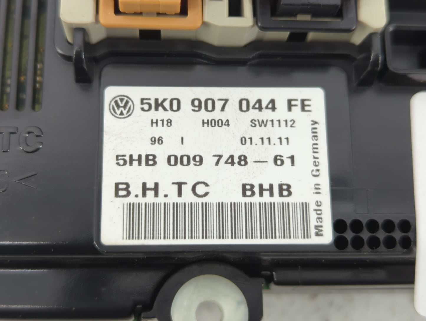 2011-2012 Volkswagen Cc Climate Control Module Temperature AC/Heater Replacement P/N:5K0 907 044 EK 5K0 907 044 DN Fits OEM 
