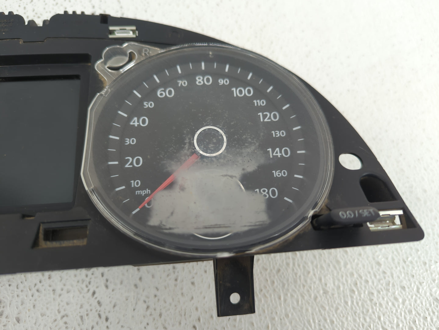2012 Volkswagen Cc Instrument Cluster Speedometer Gauges P/N:3C8920 970T Fits OEM Used Auto Parts - Oemusedautoparts1.com