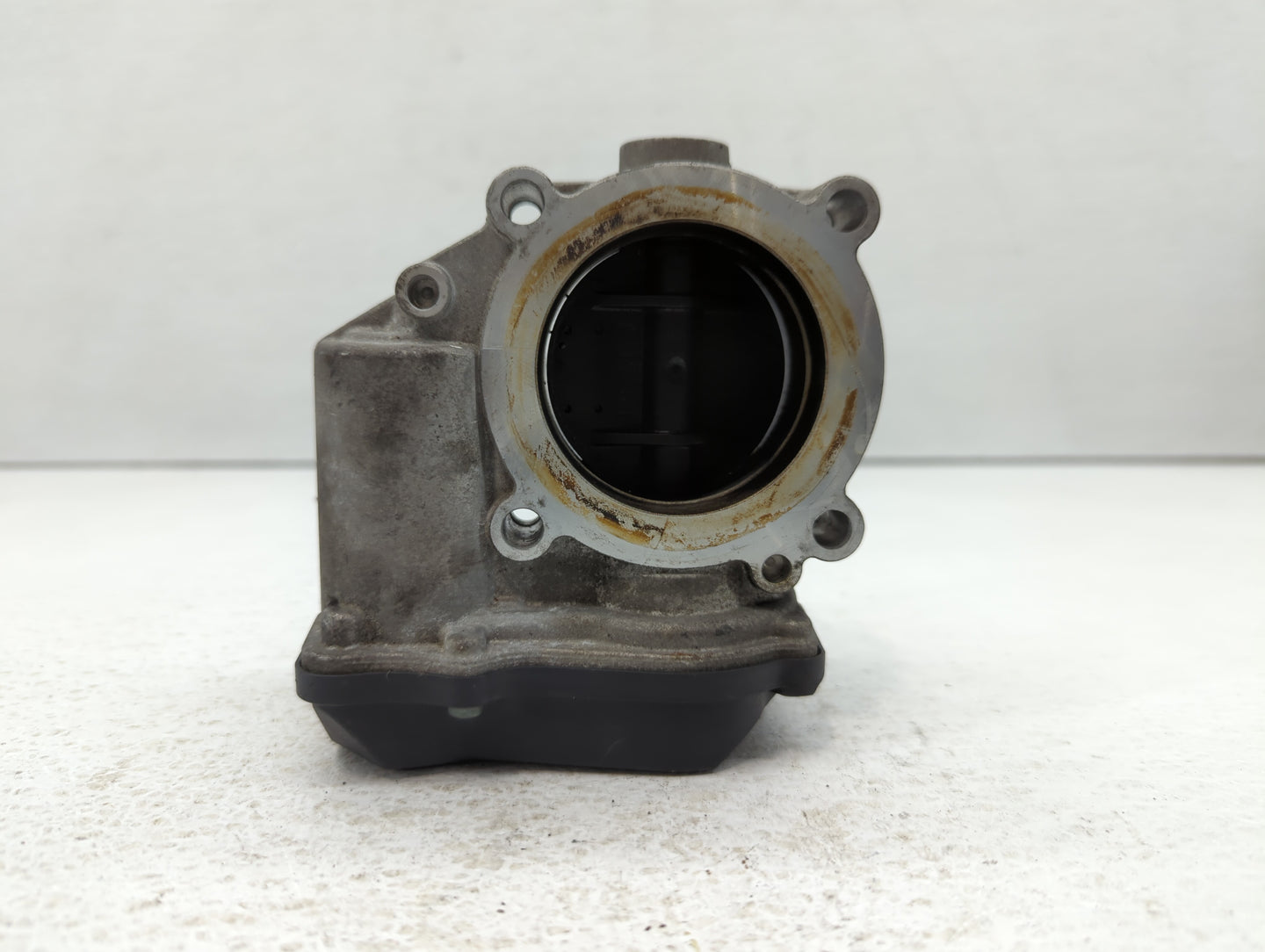 2009-2017 Volkswagen Cc Throttle Body P/N:06F 133 062 Q Fits OEM Used Auto Parts - Oemusedautoparts1.com