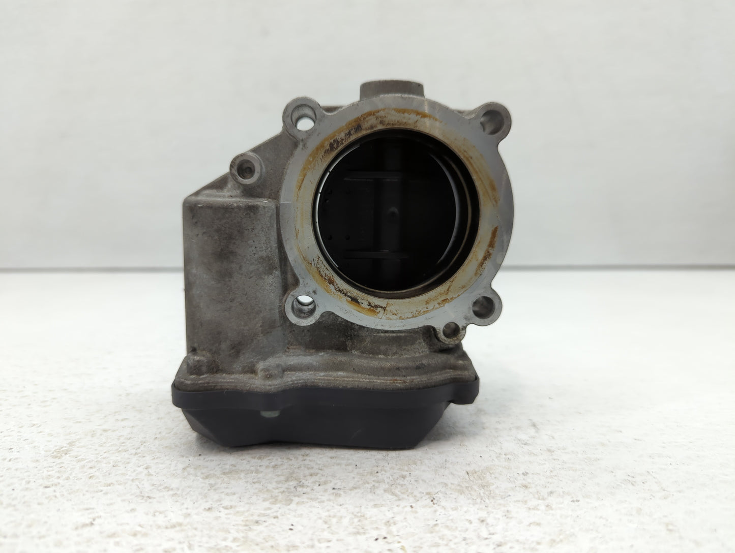 2009-2017 Volkswagen Cc Throttle Body P/N:06F 133 062 Q Fits OEM Used Auto Parts - Oemusedautoparts1.com