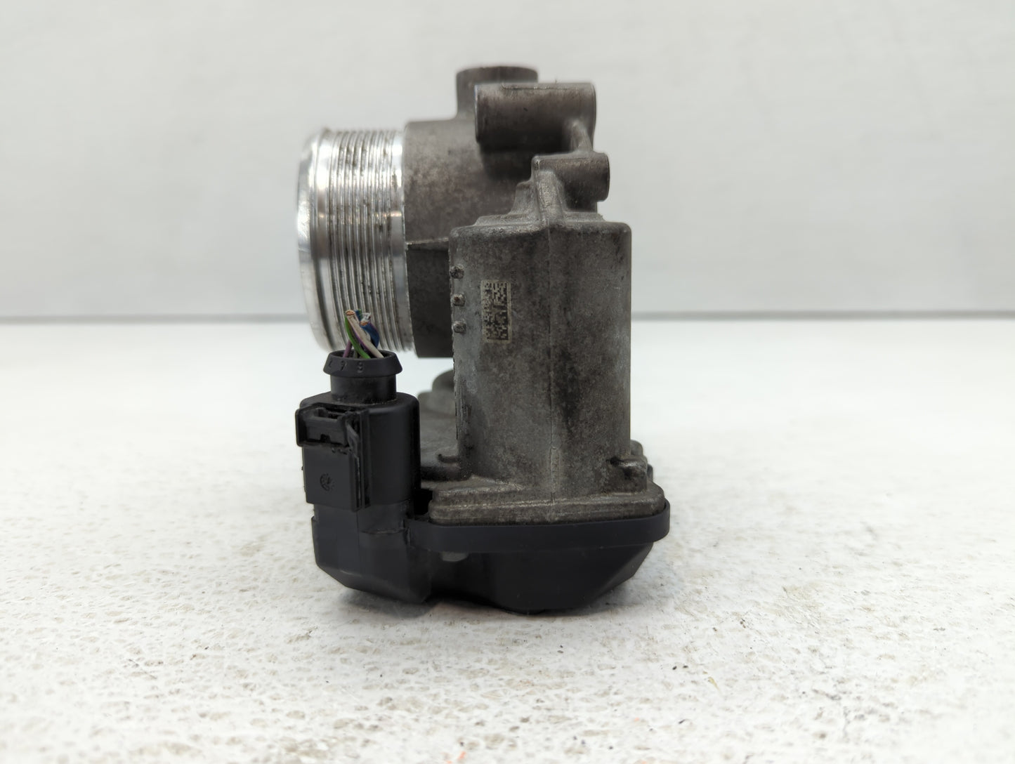 2009-2017 Volkswagen Cc Throttle Body P/N:06F 133 062 Q Fits OEM Used Auto Parts - Oemusedautoparts1.com