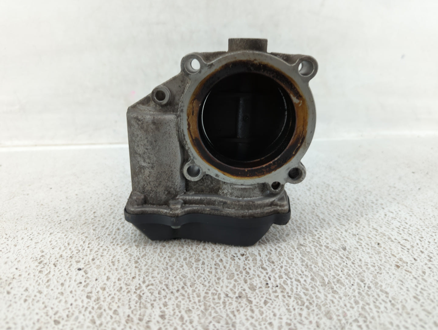 2009-2017 Volkswagen Cc Throttle Body P/N:06F 133 062 Q Fits OEM Used Auto Parts - Oemusedautoparts1.com