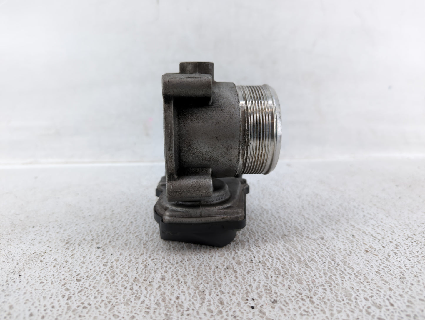 2009-2017 Volkswagen Cc Throttle Body P/N:06F 133 062 Q Fits OEM Used Auto Parts - Oemusedautoparts1.com