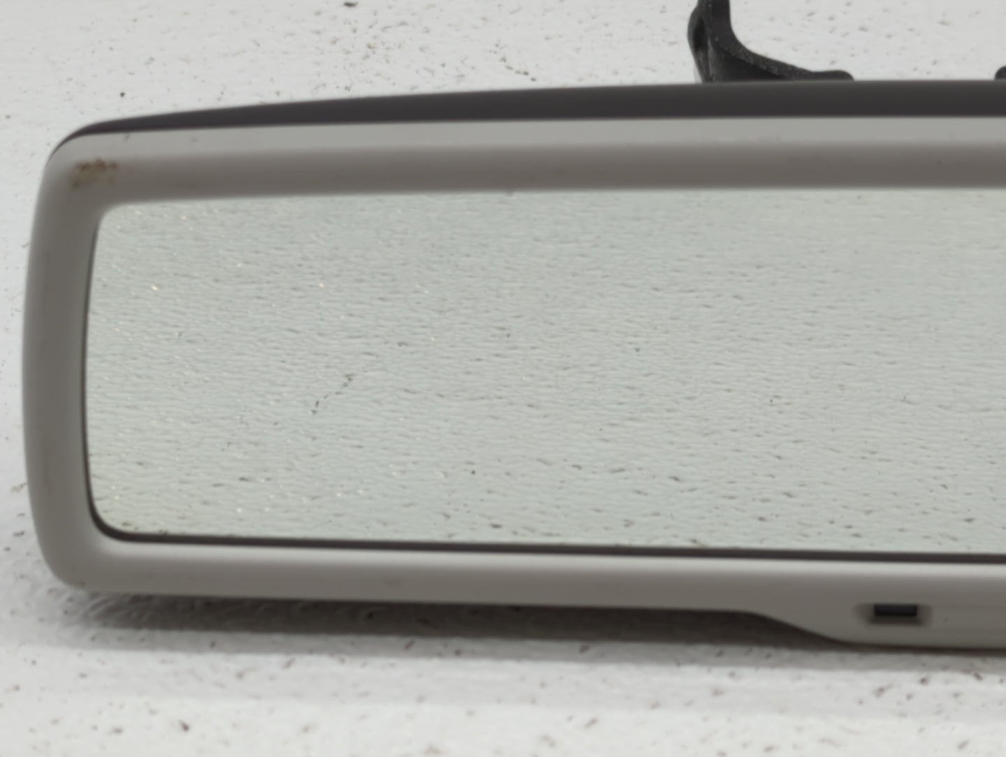 2009-2012 Volkswagen Cc Interior Rear View Mirror Replacement OEM P/N:E11026141 Fits OEM Used Auto Parts - Oemusedautoparts1
