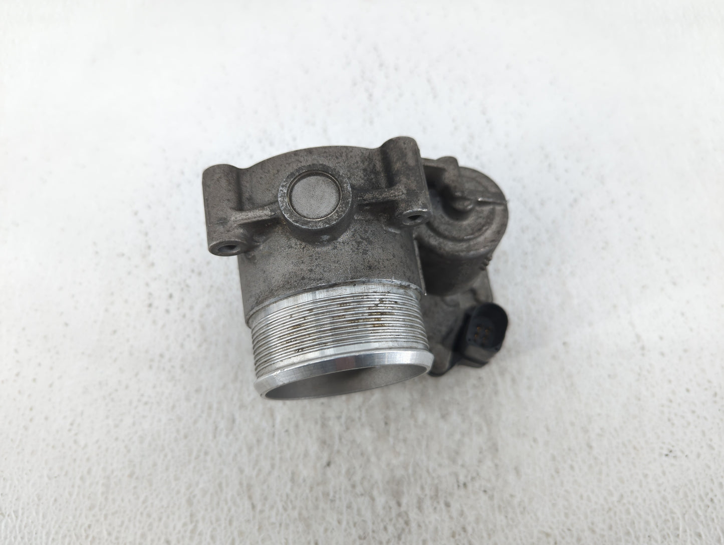 2009-2017 Volkswagen Cc Throttle Body P/N:06F 133 062 Q Fits OEM Used Auto Parts - Oemusedautoparts1.com