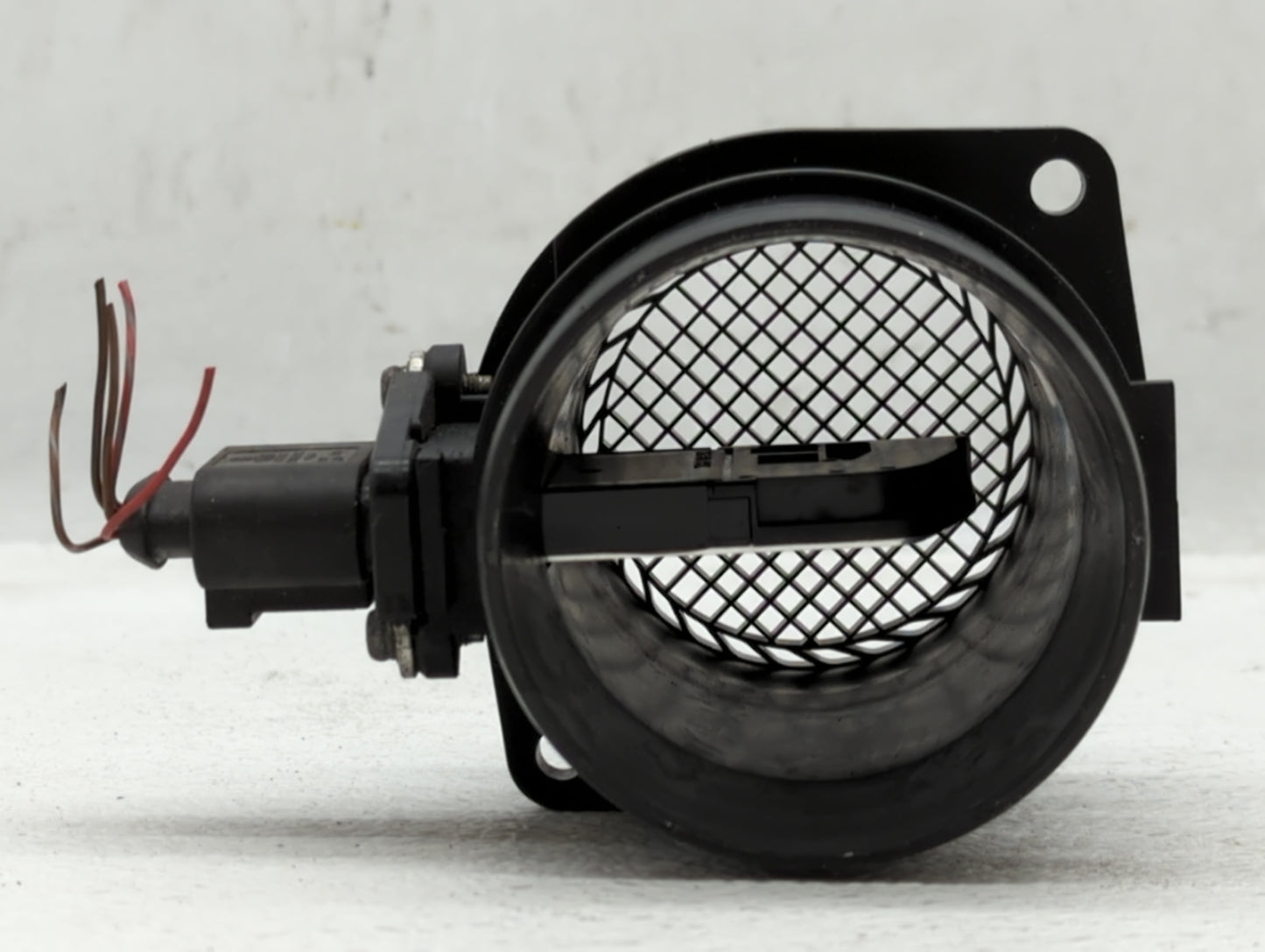 2009-2017 Volkswagen Cc Mass Air Flow Meter Maf 557173 - Oemusedautoparts1.com