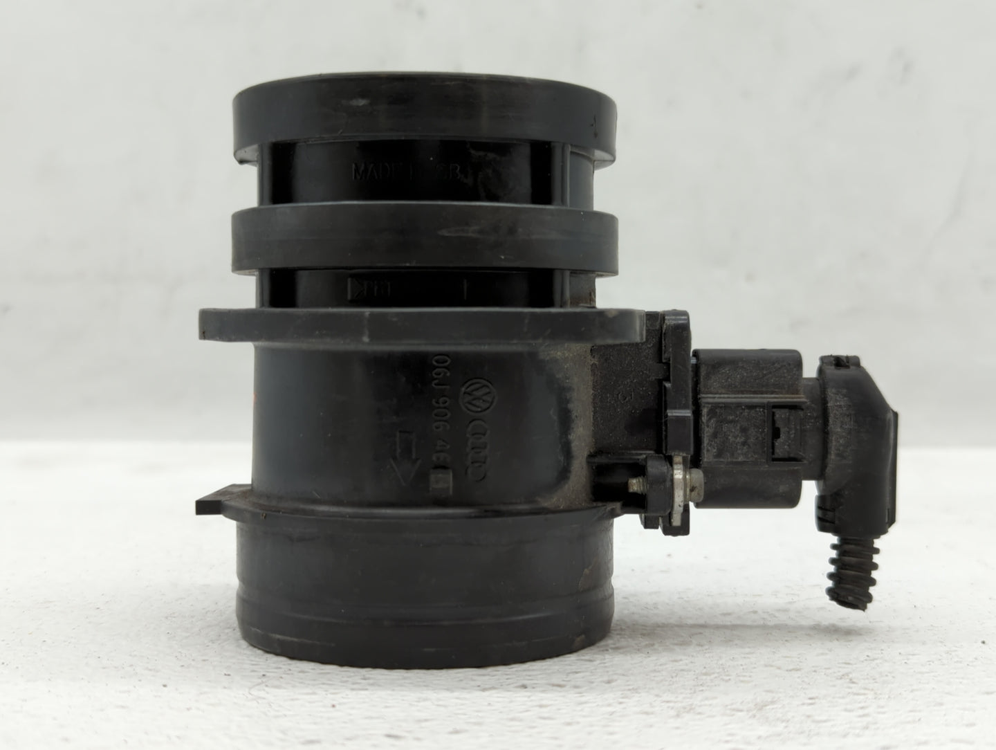 2009-2017 Volkswagen Cc Mass Air Flow Meter Maf 557189 - Oemusedautoparts1.com