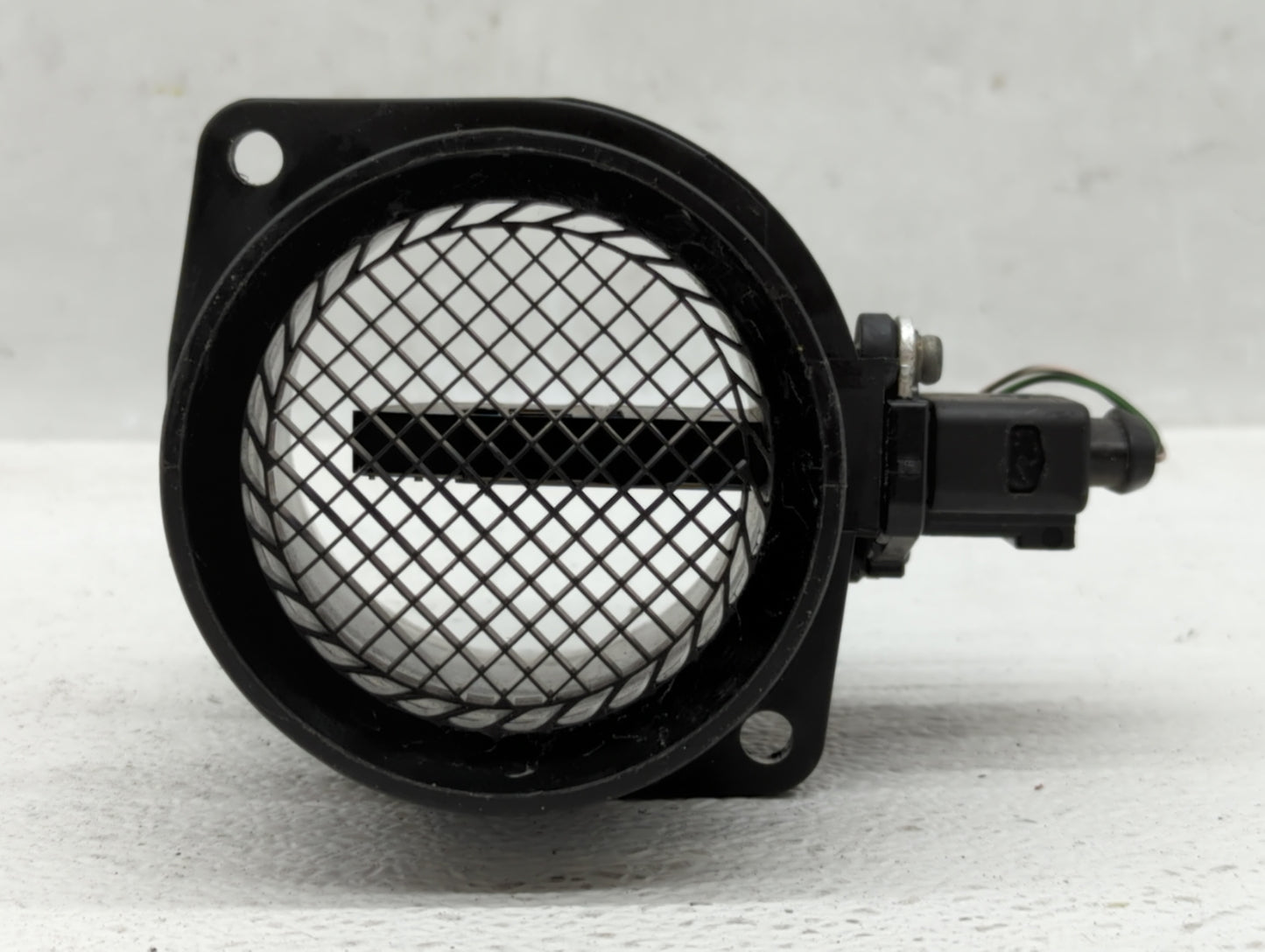 2009-2017 Volkswagen Cc Mass Air Flow Meter Maf 557194 - Oemusedautoparts1.com