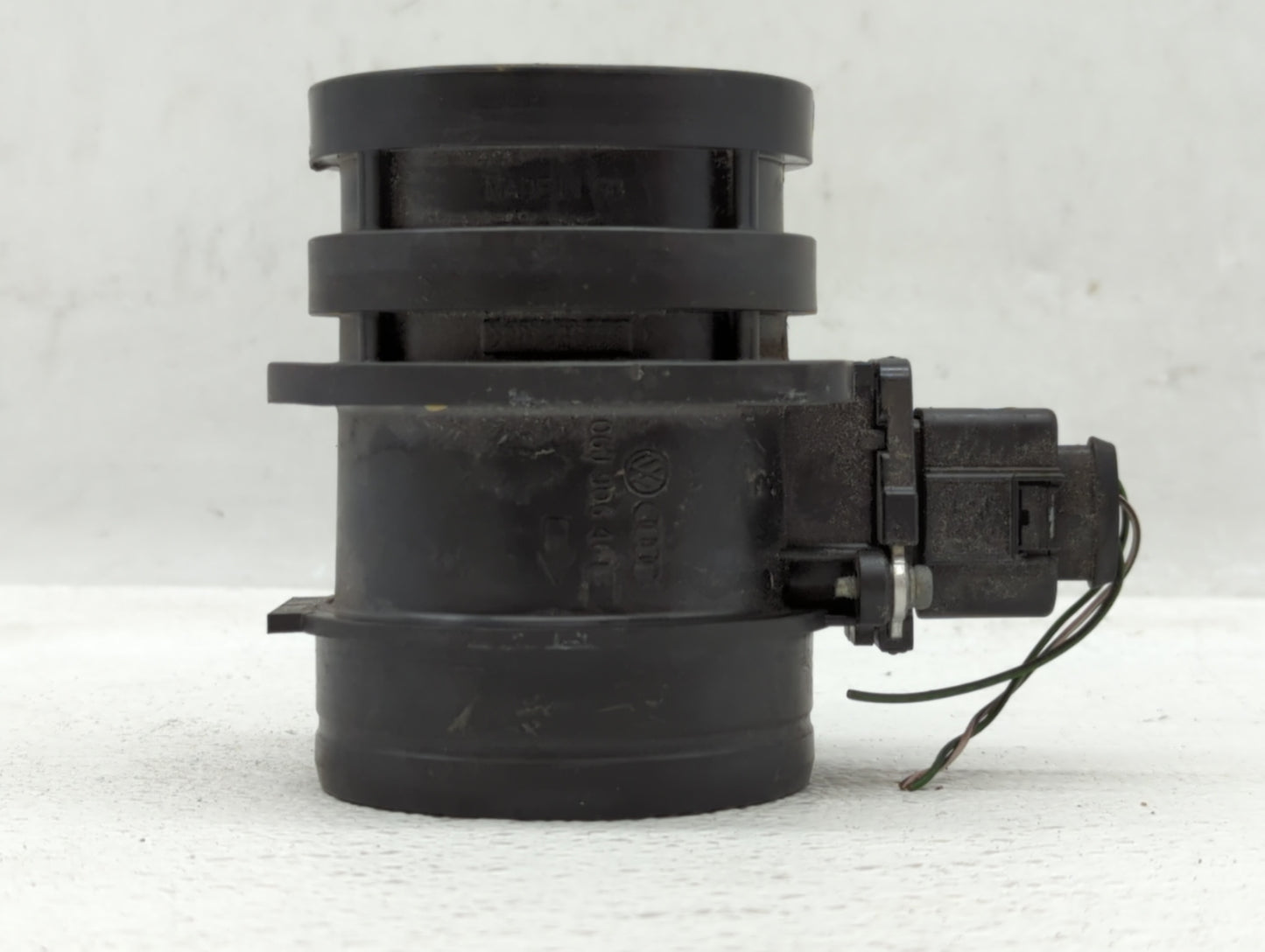 2009-2017 Volkswagen Cc Mass Air Flow Meter Maf 557194 - Oemusedautoparts1.com