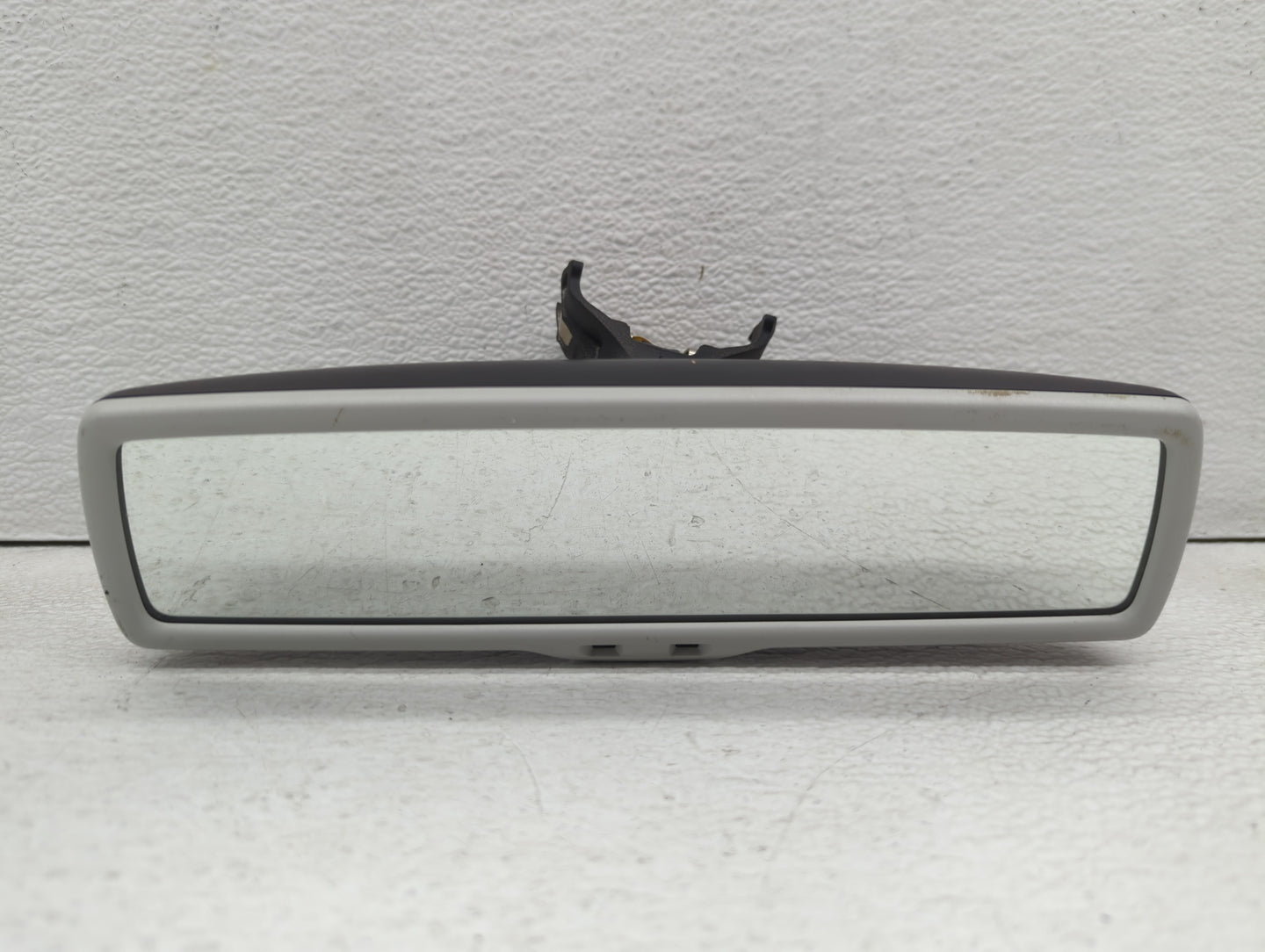 2009-2012 Volkswagen Cc Interior Rear View Mirror Replacement OEM P/N:E11026141 Fits OEM Used Auto Parts - Oemusedautoparts1