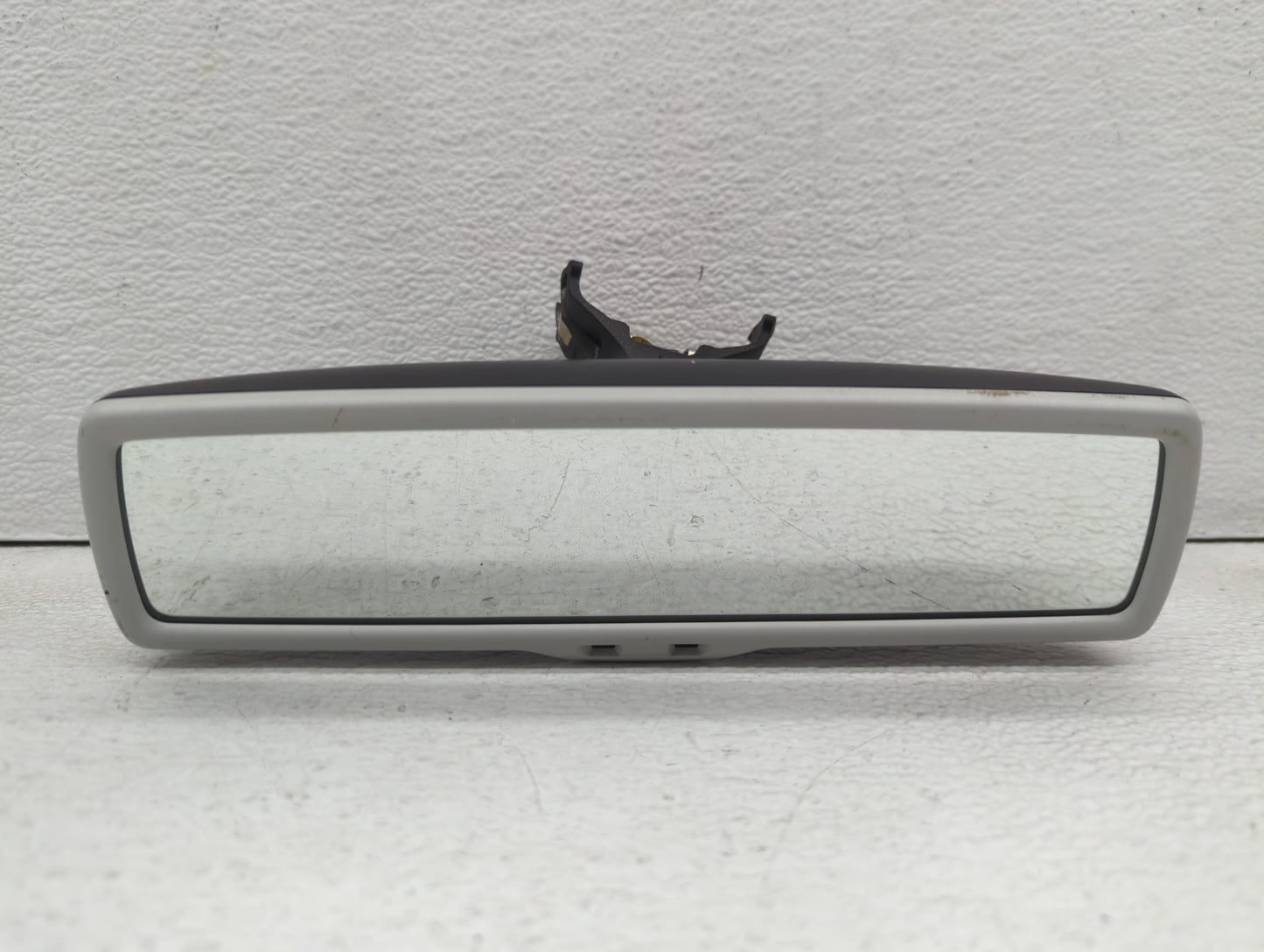 2009-2012 Volkswagen Cc Interior Rear View Mirror Replacement OEM P/N:E11026141 Fits OEM Used Auto Parts - Oemusedautoparts1
