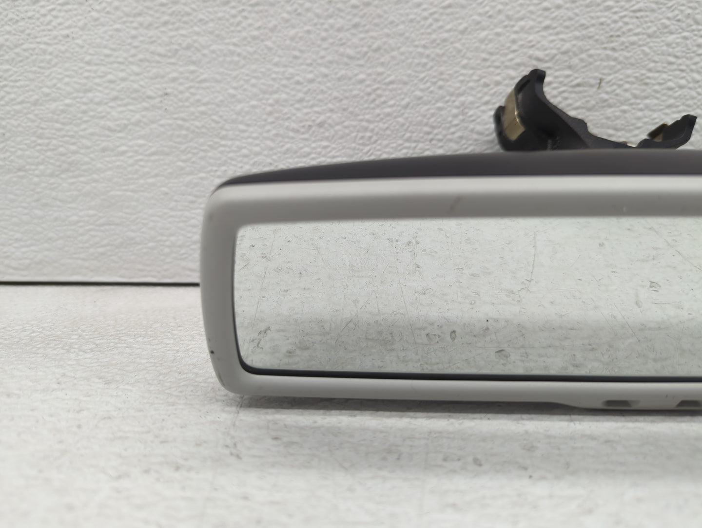2009-2012 Volkswagen Cc Interior Rear View Mirror Replacement OEM P/N:E11026141 Fits OEM Used Auto Parts - Oemusedautoparts1