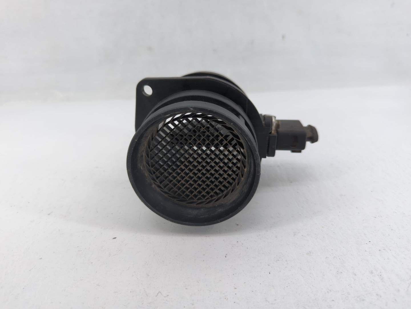 2009-2017 Volkswagen Cc Mass Air Flow Meter Maf 597495 - Oemusedautoparts1.com