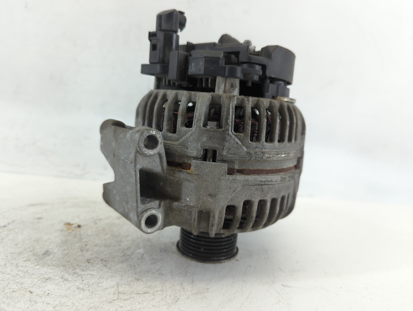 2009-2017 Volkswagen Cc Alternator Replacement Generator Charging Assembly Engine OEM P/N:06B 903 016AB Fits OEM Used Auto P